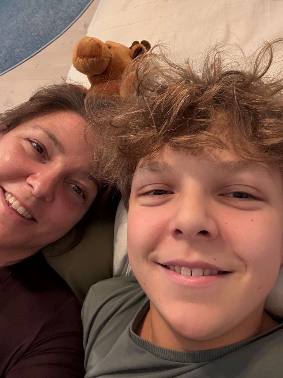 Storm og D samler ind til børn i Ukraine