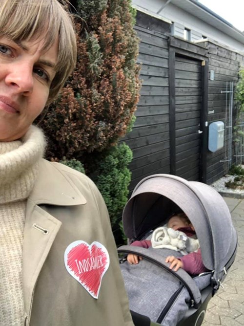 Marie Strøm samler ind